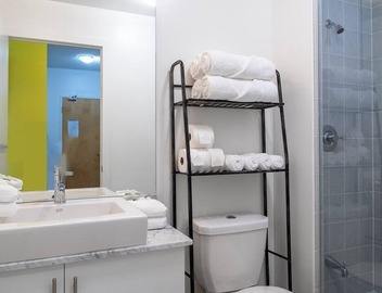 2 bedroom luxury Lkview 5