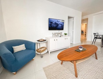 2 BEDROOM ON THE BEACH ! 4