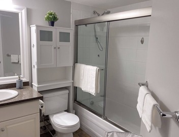 2 bedroom & parking Great Vancouver 3