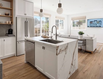 2 Bedroom Suite with Private Yard & Off-Street Parking. Full kitchen & living. 5