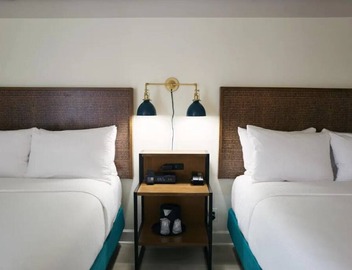2 Elegant Units with Heated Pools in the Heart of San Francisco 3