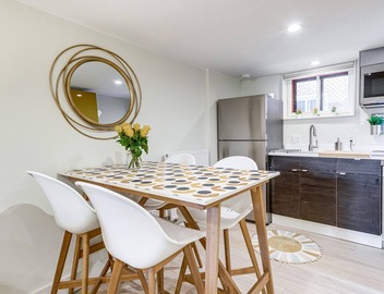2 Mi to Downtown Denver: Stylish Gem w/Fireplace! 2
