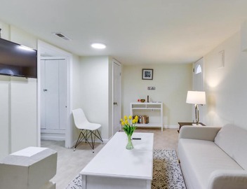 2 Mi to Dtwn DC: 1BD Apt Near Howard University 4