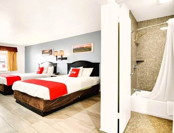 2 Queen Bed | Three Rivers TX 3