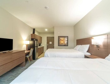 2 Relaxing Family-Friendly Rooms – w/Free Parking & Near Nature Trails! 3