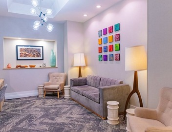 2 Spacious Family Rooms with Modern Amenities Near Top Hospitals - Parking 3