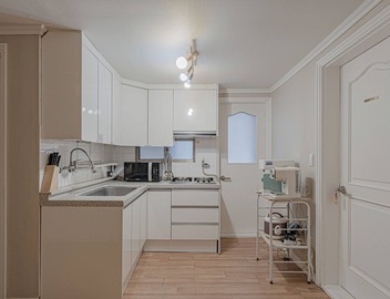201-Apgujeong 1 Korean traditional style 3 room house 2