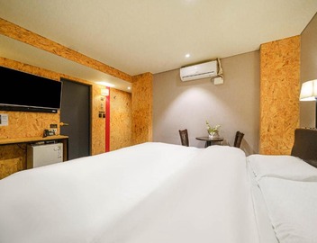 26 HOTEL 3