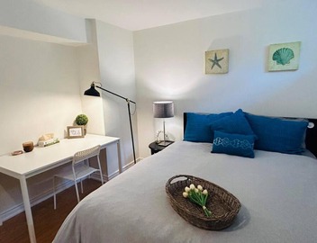 2B Basement, Mins to Lake, Free Parking 3