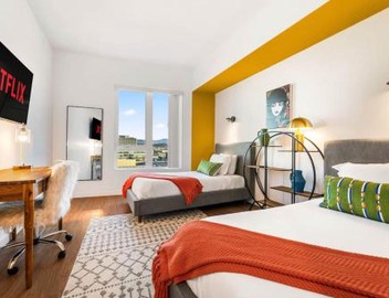 2BD 2BA Stylish Arts District Retreat, Walk to Little Tokyo 3