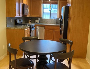 2Bed 2bath Quiet Comfortable 10671 Wilkins Westwood Westside Condo 3