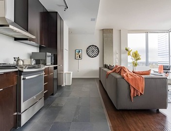 2BR+Den Penthouse | Bellevue | Sophari Towers F 5