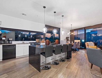 2BR Designer Condo East Downtown Austin 3