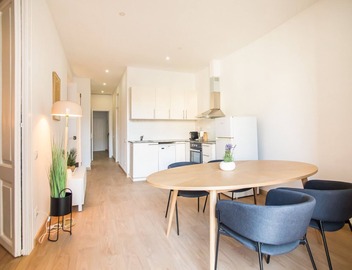 2ESC1067 - Magnific 2br flat in the gothic distric 3