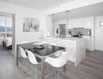 3 bed Subpenthouse Ocean&Mountain View-Downtown 4