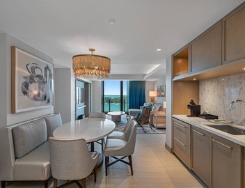 3-BR Residence @ JWM Clearwater Beach ~ Pool, Hot Tub, Spa, Fitness Center, FREE Activities ~ #1411 3