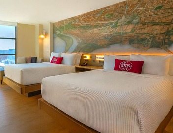 3 Relaxing Units for Groups! Rooftop Lounge, Bar, Minutes to Nationals Park 5