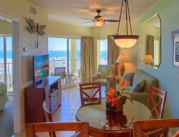 3 Treasure Island Gulf View Stay Steps From the Beach & Dolphin Cruises 3