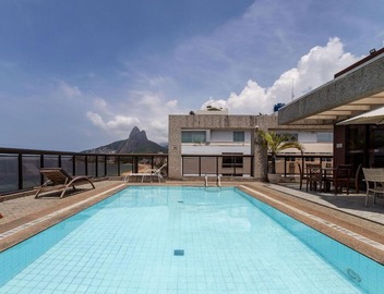 (304) Vista Lateral, Edifício Frente à Praia 2