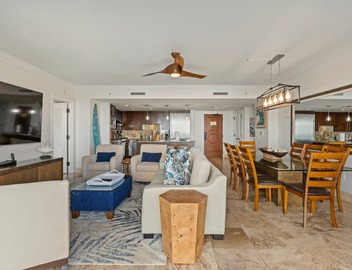 3BD Oceanfront Retreat w/Lanai, Floor-to-Ceiling Views & Modern Kitchen - Honua Kai 825 2