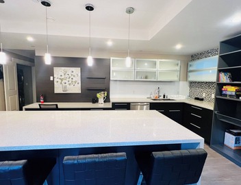 3Bed+2Bath Steam Sauna Retreat in Vancouver! Family friendly! 4