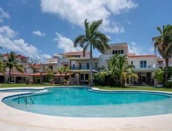 3BR Modern House w/Pool and Great Location! 5