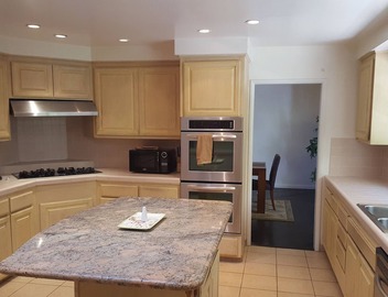 4 Bedroom Celebrity House with Pool & City View 3