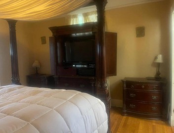4 Bedroom Gem And All Dat Jazz!!! 4