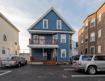 4BR Boston Apt - Pet Friendly & Free Parking, near MBTA Station 2331 2
