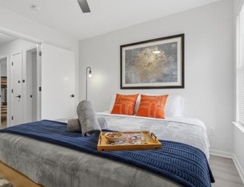 4BR King Suite Home Perfect for ACL, F1 & Football Group Stays, Walk to UT Moody 3