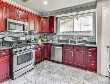 5 Mi to French Quarter: NOLA Getaway w/Patio! 2