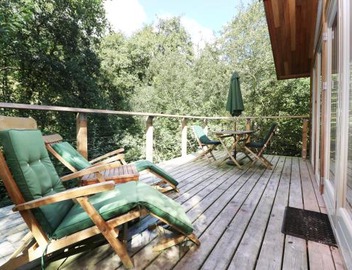 6 Streamside 4