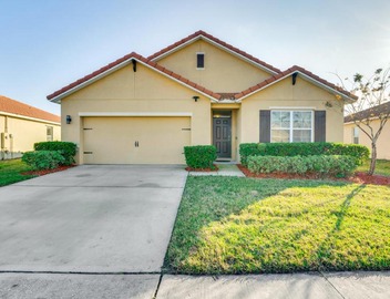 7 Mi to USTA: Waterfront 'Tennis House' w/Yard! 2