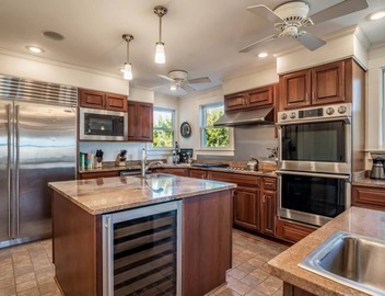 9 Bedroom Oceanfront Beach House in Debordieu 2