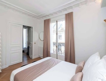 A Sumptuous 2-BR apartment in the Champs-Elysées 2