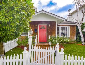 A Touch of Cape Cod in West Hollywood 2