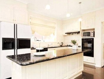 Abbotsford Private Rooms & Pods @ 15 Charles Homestay 4