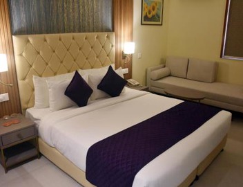 Abbott Hotel 3