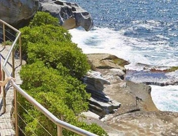 Absolute Seafront Bronte 5
