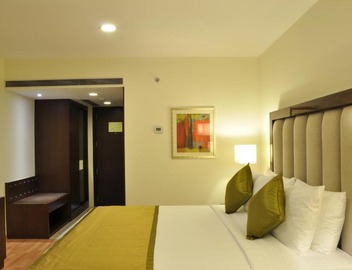 Adarsh Hamilton 4