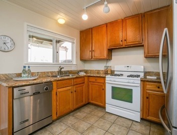 ADORABLE DOWNTOWN OJAI COTTAGE WITH THE BEST LOCATION IN HEART OF TOWN 3