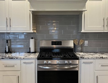 Adversity Home - Open Concept, with Pacman Machine. Close to I-40 Airport 3
