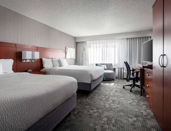 Affordability Meets Comfort! 3 Pet-Friendly Units, Near Camarillo Public Library 5