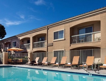 Affordability Meets Comfort! 3 Pet-Friendly Units, Near Camarillo Public Library 3