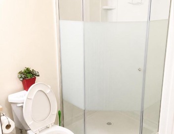 Affordable Spacious Private Suite & Ensuite Bath & Free Parking Near Toronto Pearson Airport 5
