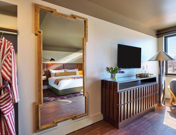 All Inn 2