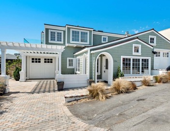 Almost Oceanfront home in woods cove 3