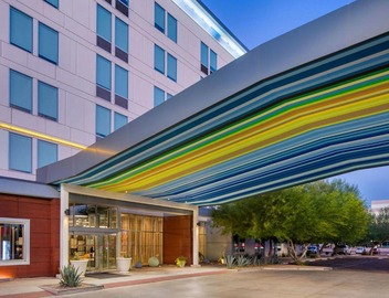 Aloft by Marriott Phoenix-Airport 3