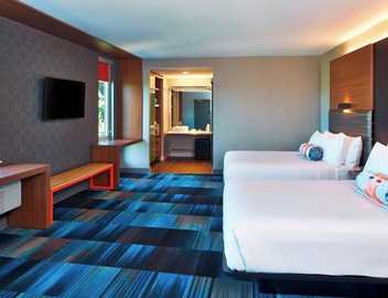 Aloft by Marriott Seattle Redmond 2