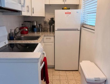 Aloha Apartments On the Intracoastal-Walk to the Beach 5